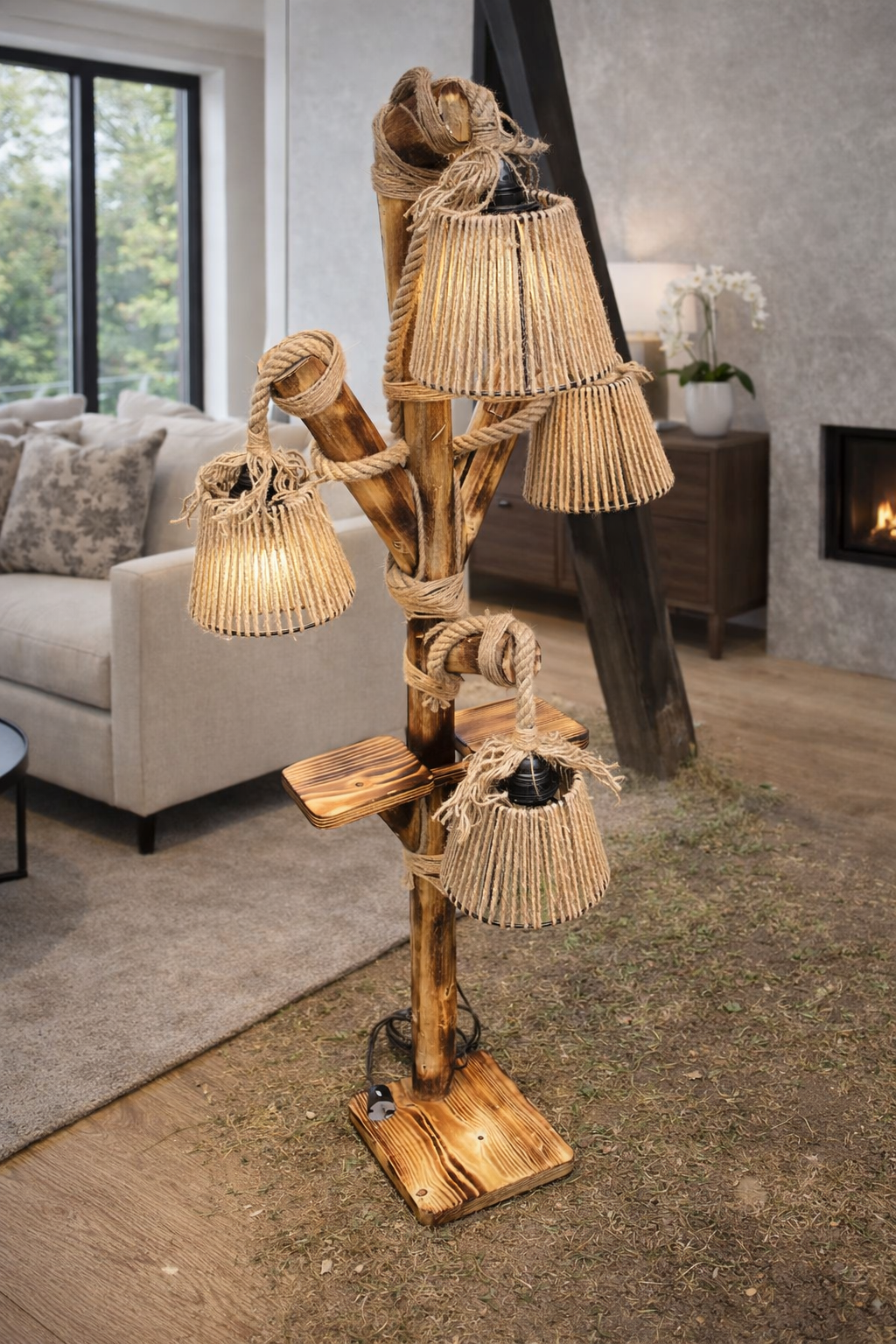 El Yapımı Rustik Ahşap Lambader – Halat Detaylı 4 Başlıklı Dekoratif Zemin Lambası